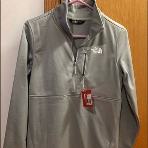 The Northface pull over